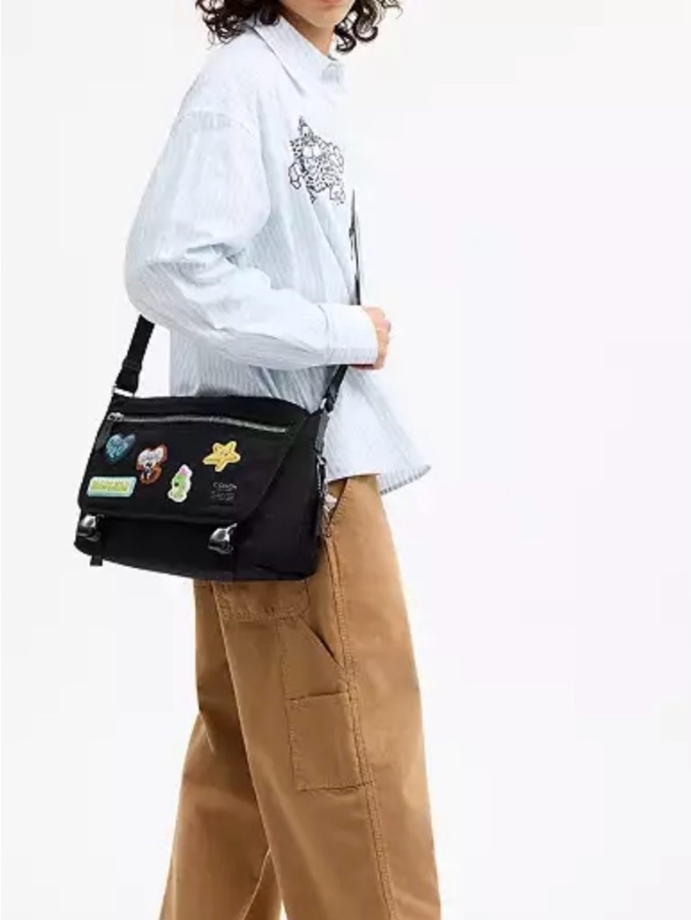 Coach X Brain Dead Lane Messenger
In Signature Nylon With Patches - Picture 2 of 8